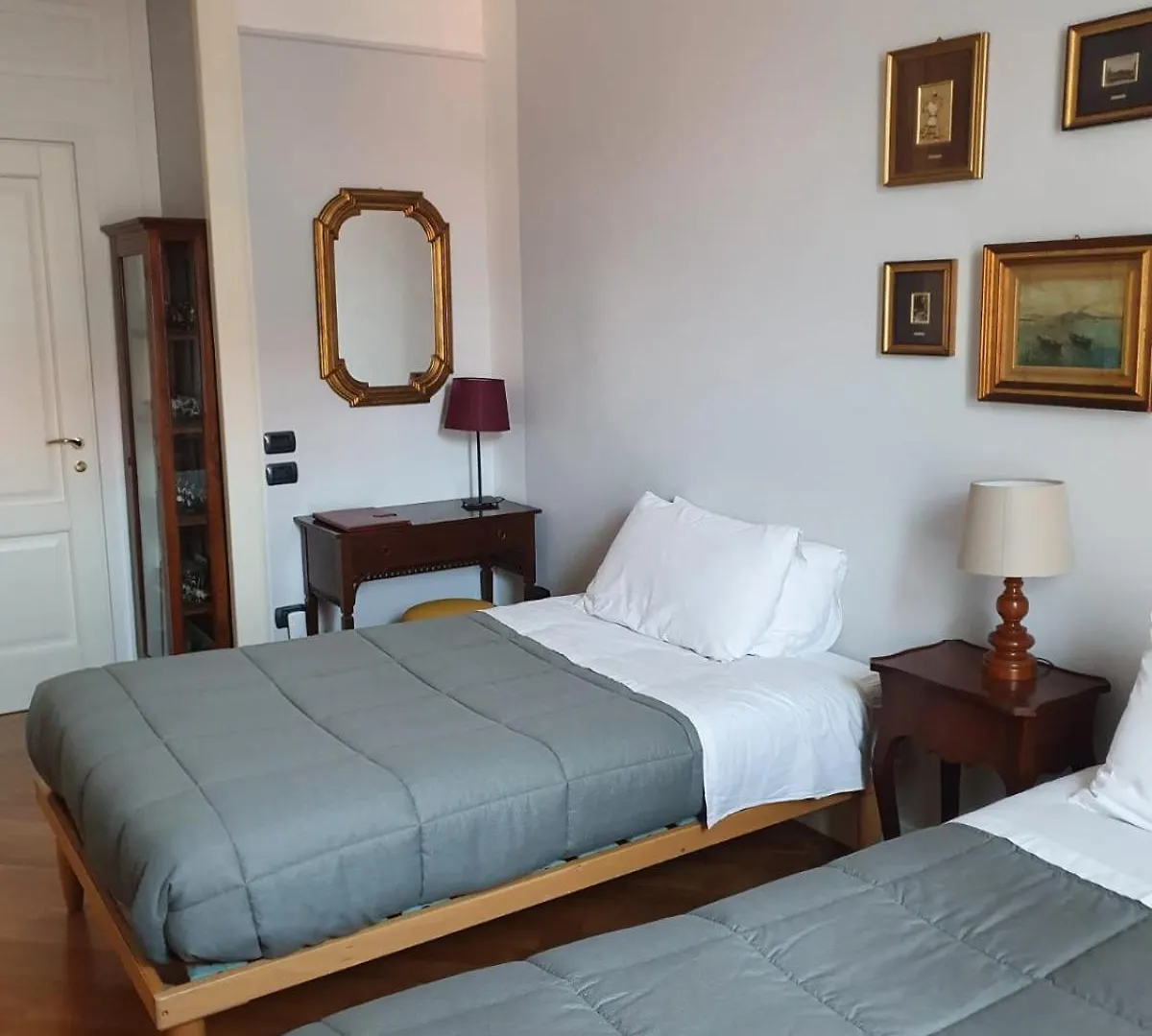 La Dimora Dei Reali Apartamento Nápoles
